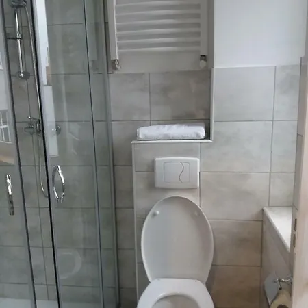 Business 41 Apartment *